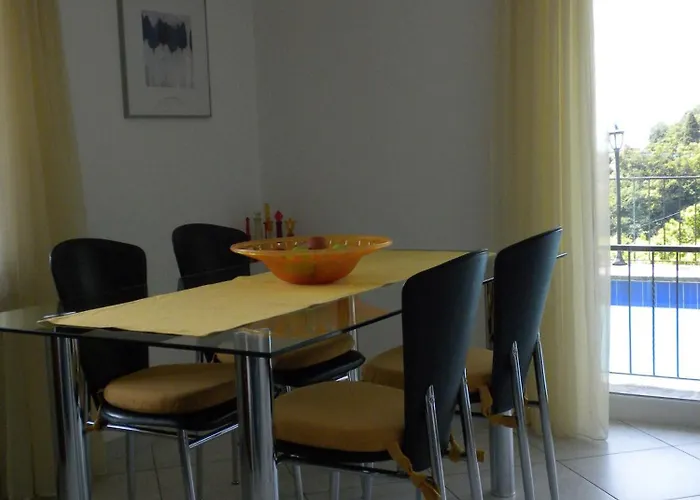 Casa Solaria 아파트